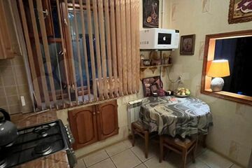 3-к квартира, 56,6 м², 1/3 эт.