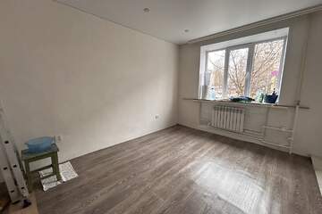 Комната, (всего 1 ком.), 13 м², 1/5 эт.