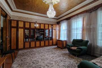 3-к квартира, 98 м², 2/2 эт.