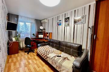 2-к квартира, 42 м², 5/5 эт.